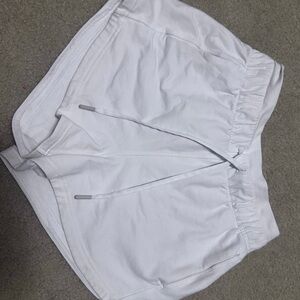 lululemon inner glow shorts